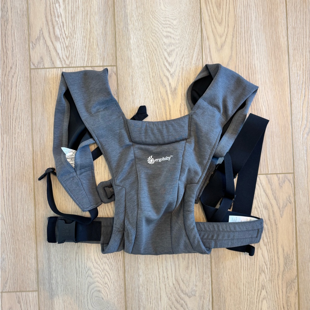 Ergobaby Embrace Charcoal